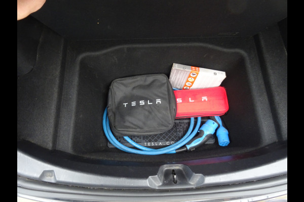 Tesla Model 3 Long Range AWD 75 kWh * BLACKED OUT * 445 KM ACCURANGE !!