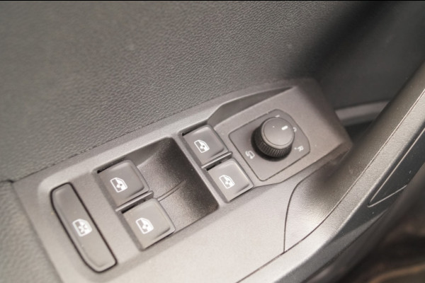 Seat Arona 1.0 EcoTSI 115pk DSG Style -NAVI-LED-ECC-PDC-