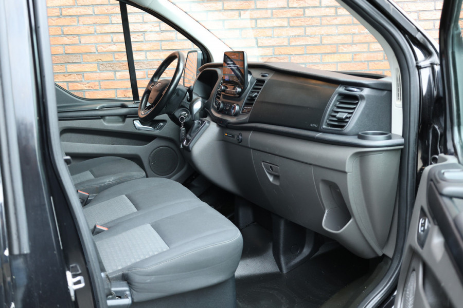 Ford Transit Custom 300 2.0 TDCI L2H1 Raptor Edition | Camera | CarPlay | Trekhaak | Stoelverwarming | Treeplanken | Spoilerkit | PDC V+A | Nieuwe APK