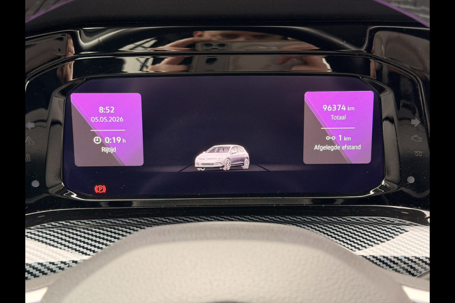 Volkswagen Golf 1.5 eTSI GTI 19'' CarPlay Sfeer Navi ACC Keyless Stuur-/stoelverwarming