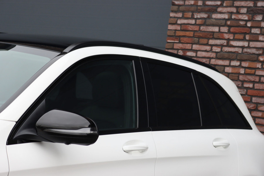 Mercedes-Benz GLC 300e 4MATIC AMG Line Premium+ | Distronic+ | Panoramadak | Burmester | Memory | Trekhaak | Surround Camera | Multibeam LED | Nightpakket | Augmented Reality |