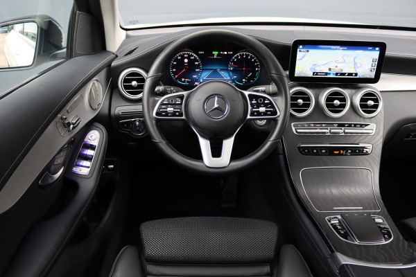 Mercedes-Benz GLC 300e 4MATIC AMG Line Premium+ | Distronic+ | Panoramadak | Burmester | Memory | Trekhaak | Surround Camera | Multibeam LED | Nightpakket | Augmented Reality |