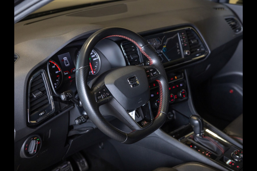 Seat Ateca 150pk / Panoramadak / Achteruitrij camera / Adaptieve cruise control