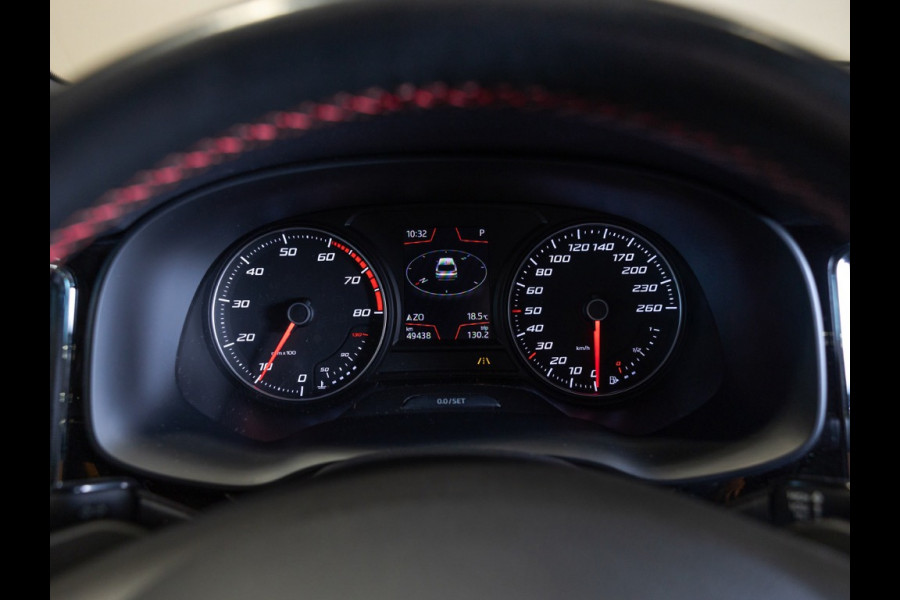 Seat Ateca 150pk / Panoramadak / Achteruitrij camera / Adaptieve cruise control