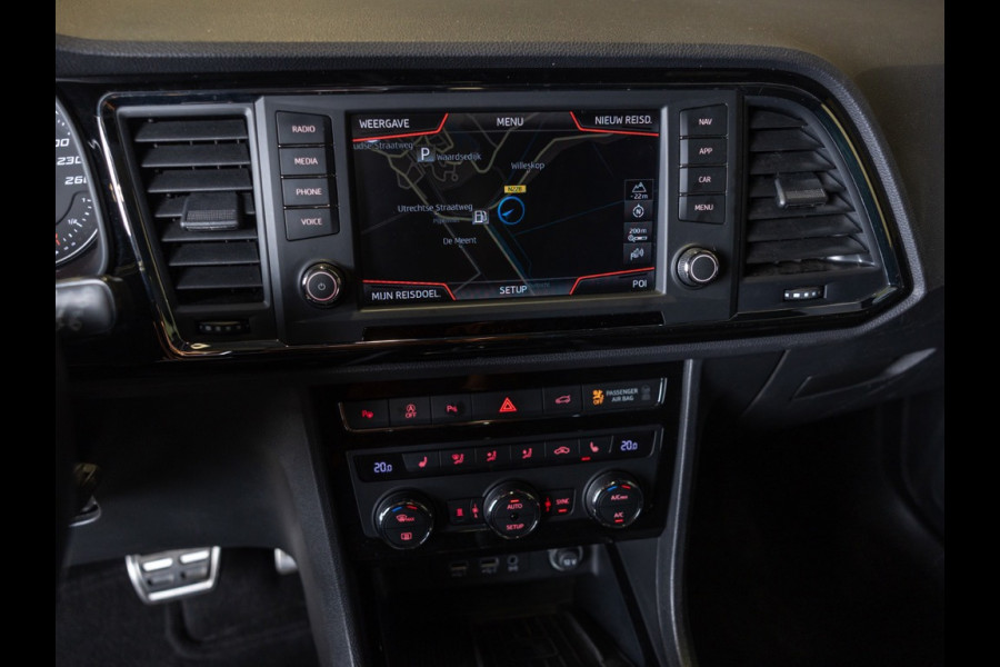 Seat Ateca 150pk / Panoramadak / Achteruitrij camera / Adaptieve cruise control