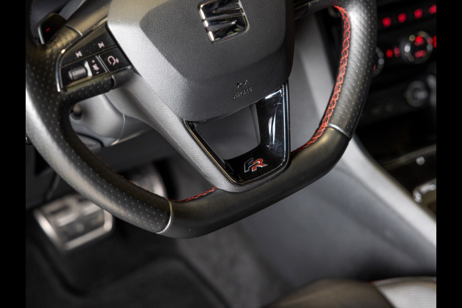 Seat Ateca 150pk / Panoramadak / Achteruitrij camera / Adaptieve cruise control