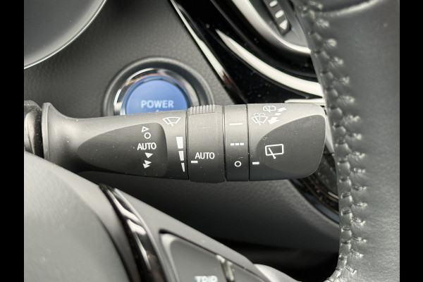 Toyota C-HR 2.0 Hybrid Executive | CarPlay | ACC | Camera | JBL | Keyless | 18 inch