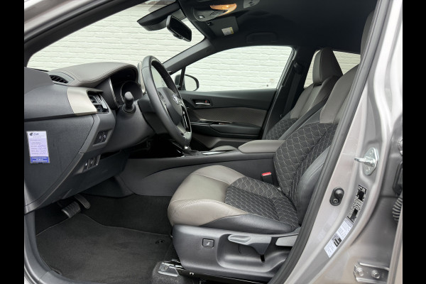 Toyota C-HR 2.0 Hybrid Executive | CarPlay | ACC | Camera | JBL | Keyless | 18 inch