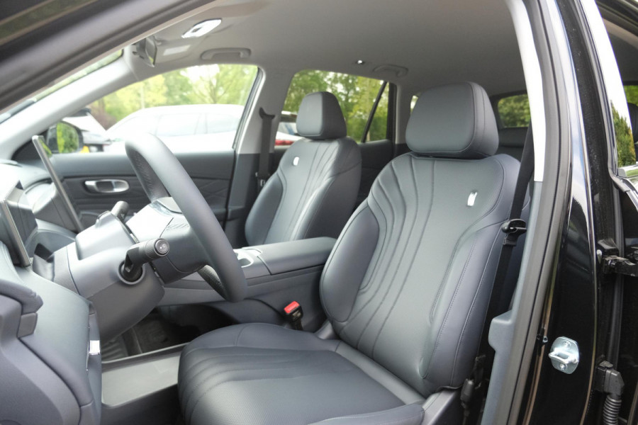 GEELY Starray EM-i 1.5 Pro | 360 Camera | Stoelverwarming | Parkeersensoren | Stuurverwarmimg | 83 km Elektrisch bereik | 18 Inch LMV