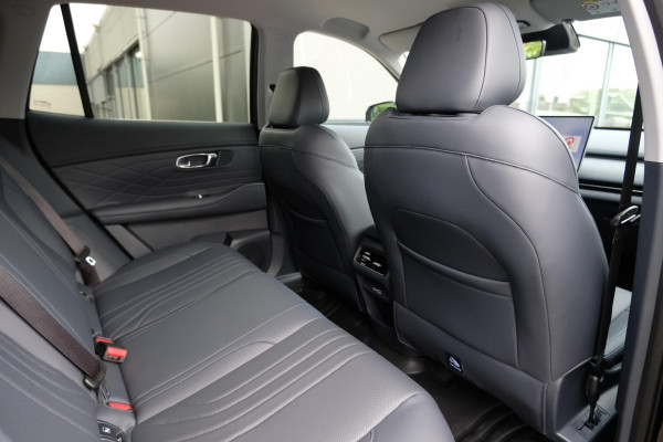 GEELY Starray EM-i 1.5 Pro | 360 Camera | Stoelverwarming | Parkeersensoren | Stuurverwarmimg | 83 km Elektrisch bereik | 18 Inch LMV