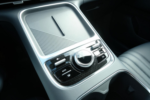 GEELY Starray EM-i 1.5 Pro | 360 Camera | Stoelverwarming | Parkeersensoren | Stuurverwarmimg | 83 km Elektrisch bereik | 18 Inch LMV