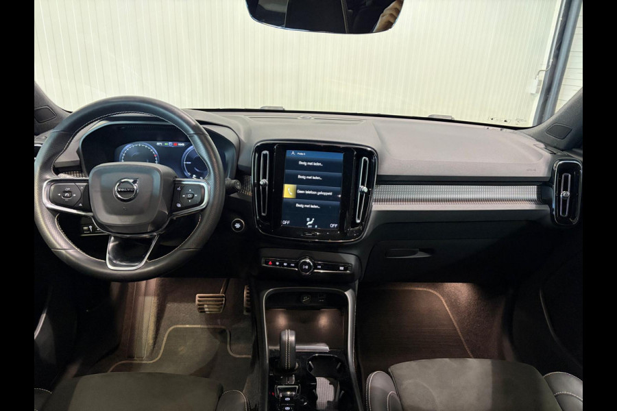Volvo XC40 T4 Aut. Plug-in Hybrid R-Design Leder Parkeercamera Keyless 211pk