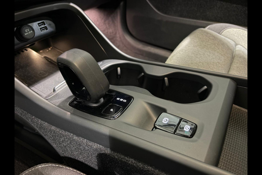 Volvo XC40 T4 Aut. Plug-in Hybrid Bright Parkeercamera 211pk