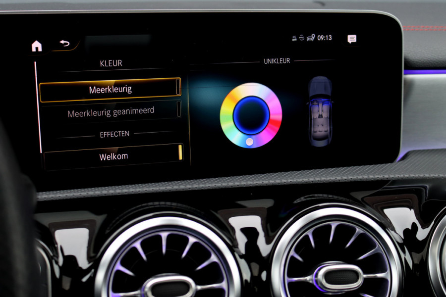 Mercedes-Benz CLA-Klasse 180 AMG Line | Panoramadak | Memory | Sfeerverlichting | Camera | Advanced Sound System | Keyless Go | Zitcomfortpakket | Cruise Control | Multibeam LED |