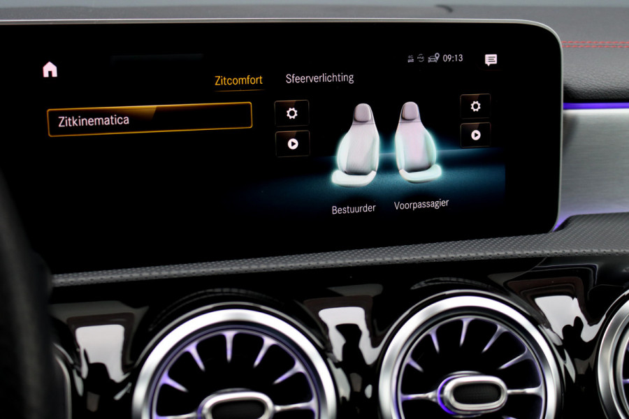 Mercedes-Benz CLA-Klasse 180 AMG Line | Panoramadak | Memory | Sfeerverlichting | Camera | Advanced Sound System | Keyless Go | Zitcomfortpakket | Cruise Control | Multibeam LED |