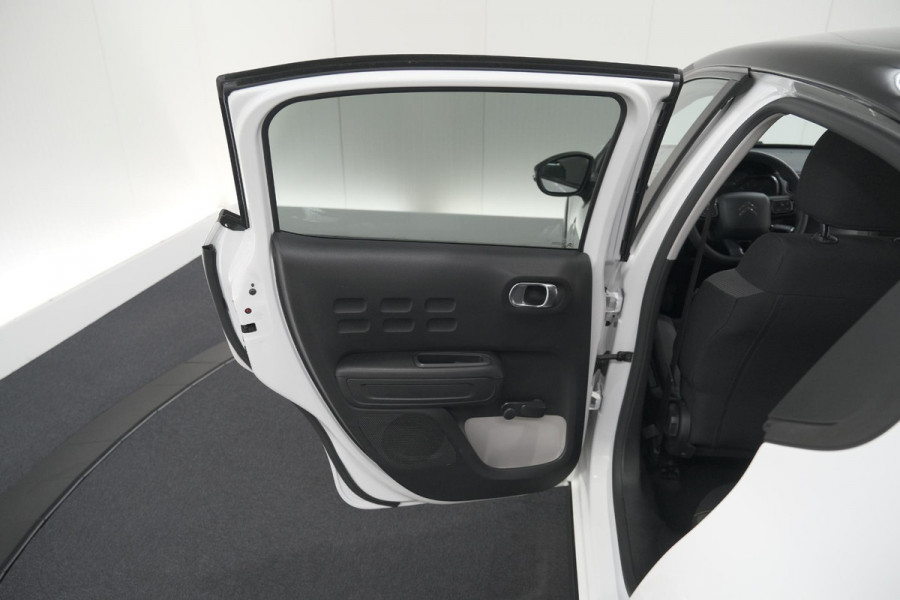 Citroën C3 PureTech 82 Feel Edition | Parkeersensoren | Apple Carplay | Navigatie | Climate Control