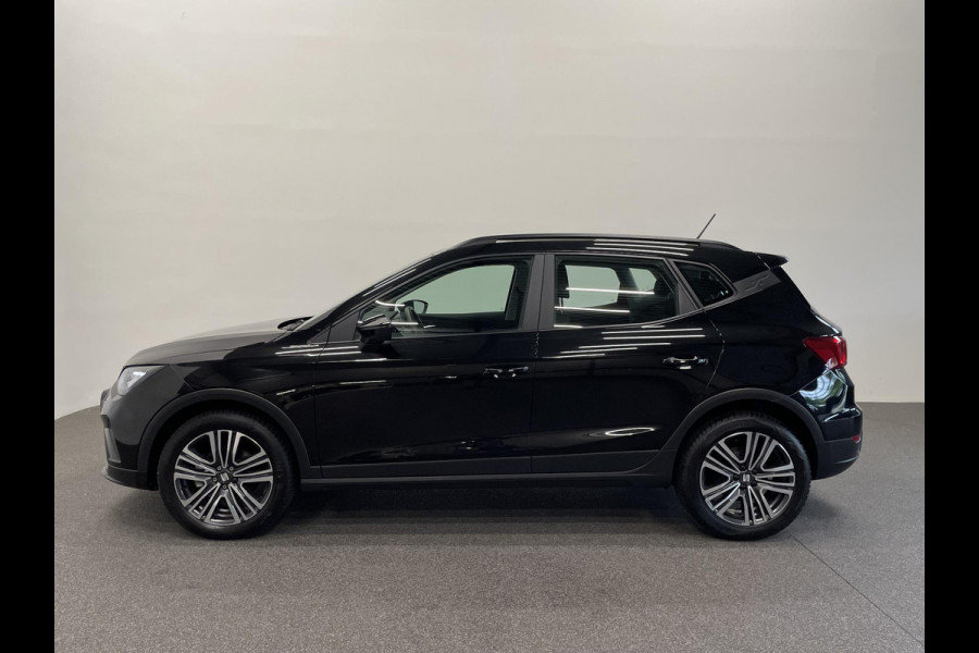 Seat Arona 1.0 TSI Style Airco ECC Navi Carplay PDC VA Cruise Control Full LED 17" LM Velgen