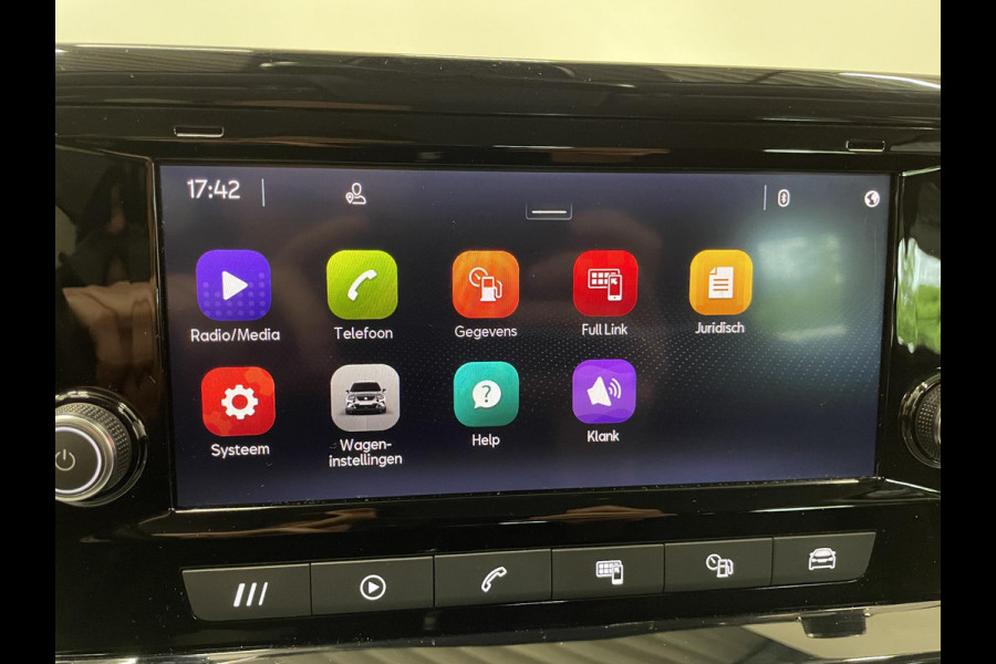 Seat Arona 1.0 TSI Style Airco ECC Navi Carplay PDC VA Cruise Control Full LED 17" LM Velgen
