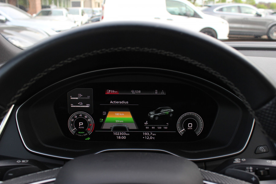Audi Q5 50 TFSI e S edition NL Auto! / SoH 94,4% / 360Camera / Half leder / 20'' / Adapt.cruise / BTW Auto