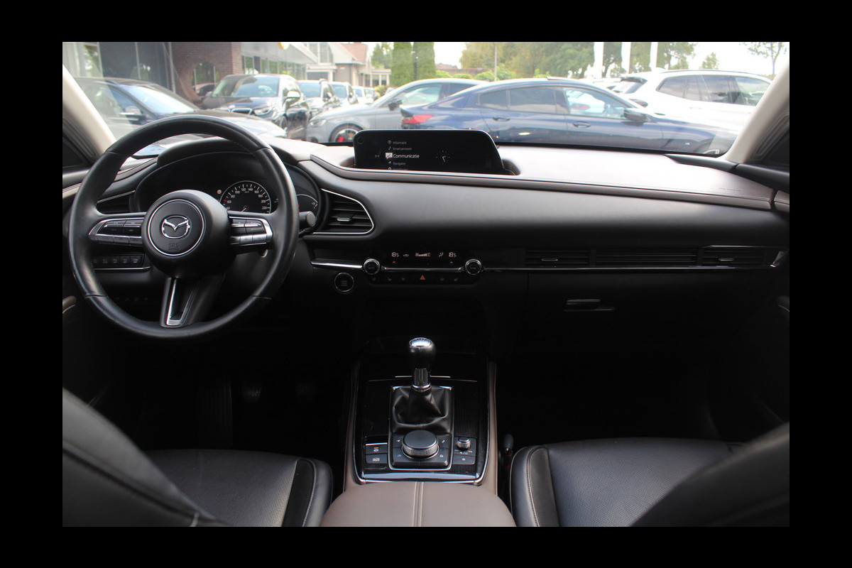 Mazda CX-30 2.0 e-SkyActiv-X M Hybrid Luxury / Trekhaak / Schuifdak / 360Camera / Head-up / Leder / 18'' / Navigatie / Stoelverwarming / DAB / ACC