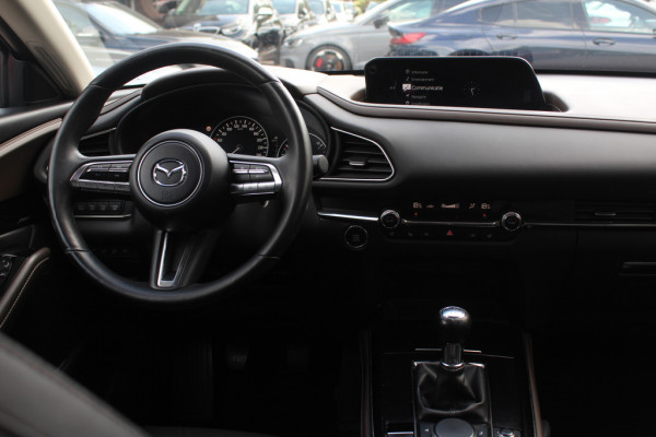 Mazda CX-30 2.0 e-SkyActiv-X M Hybrid Luxury / Trekhaak / Schuifdak / 360Camera / Head-up / Leder / 18'' / Navigatie / Stoelverwarming / DAB / ACC