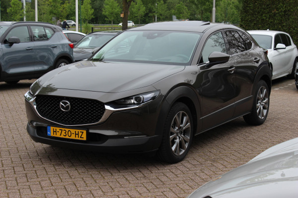 Mazda CX-30 2.0 e-SkyActiv-X M Hybrid Luxury / Trekhaak / Schuifdak / 360Camera / Head-up / Leder / 18'' / Navigatie / Stoelverwarming / DAB / ACC