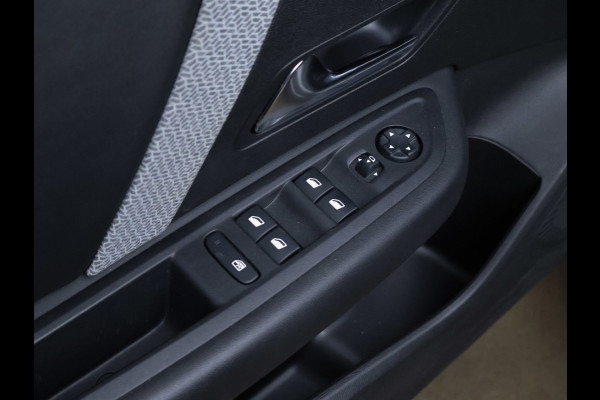 Citroën C4 1.2 Puretech Feel Pack Sport (APPLE CARPLAY,NAVI,CAMERA,360 VIEW,DIGITAL COCKPIT,CLIMATE,CRUISE,LED,COMFORT STOELEN)