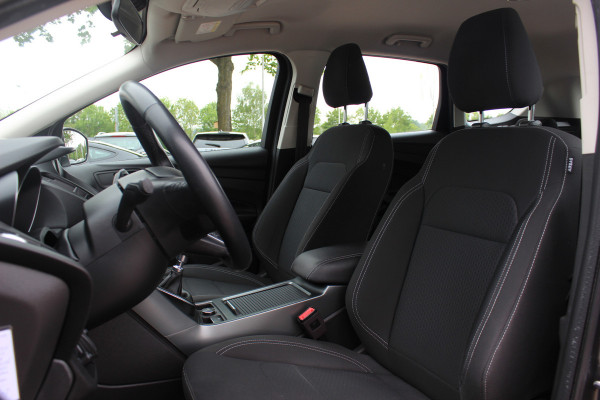 Ford Kuga 1.5 EcoBoost Trend Ultimate / Trekhaak / Navigatie / Parkeerhulp achter / 17'' / Bluetooth / Cruise Control