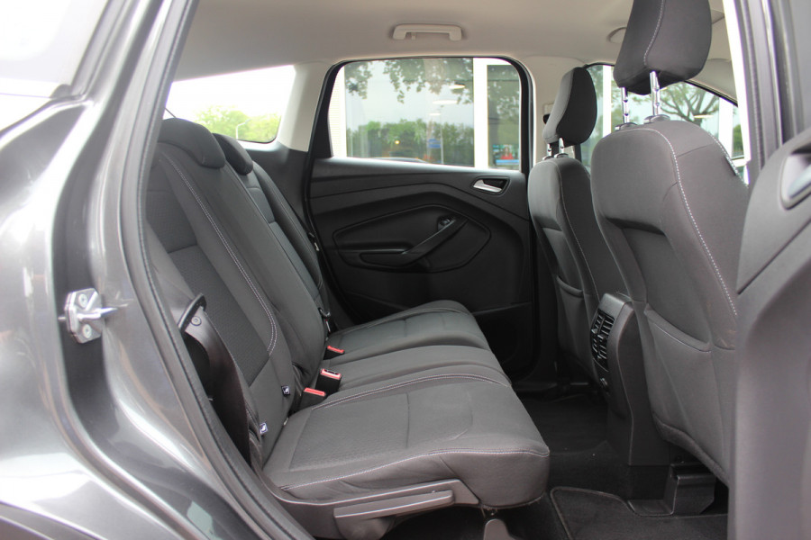 Ford Kuga 1.5 EcoBoost Trend Ultimate / Trekhaak / Navigatie / Parkeerhulp achter / 17'' / Bluetooth / Cruise Control