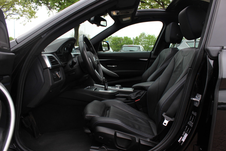 BMW 3-serie Gran Turismo 330i High Executive Ed. M Sport / Panoramadak / Head-up / 360Camera / Harman Kardon / Leder / 18'' / Keyless / Navigatie / DAB / Stoelverwarming / Cruise Control