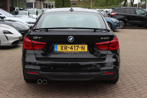 BMW 3-serie Gran Turismo 330i High Executive Ed. M Sport / Panoramadak / Head-up / 360Camera / Harman Kardon / Leder / 18'' / Keyless / Navigatie / DAB / Stoelverwarming / Cruise Control