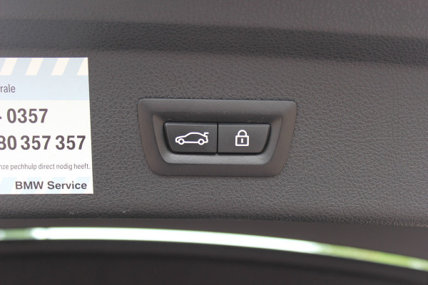 BMW 3-serie Gran Turismo 330i High Executive Ed. M Sport / Panoramadak / Head-up / 360Camera / Harman Kardon / Leder / 18'' / Keyless / Navigatie / DAB / Stoelverwarming / Cruise Control