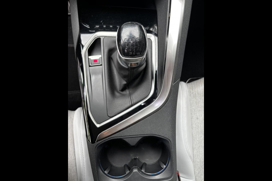 Peugeot 5008 1.2 PureTech Allure | CAMERA | CARPLAY | 7 PERSOONS | LEDER | TREKHAAK | NAP | NWE APK