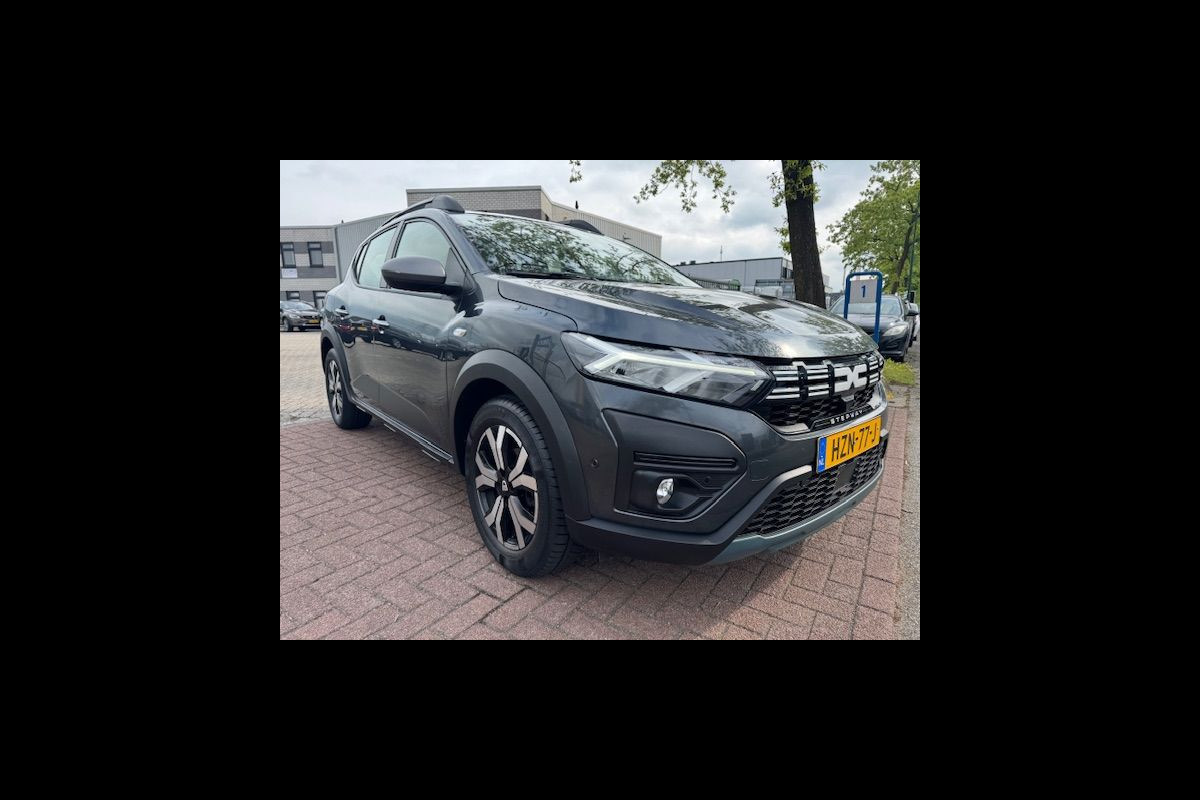 Dacia SANDERO Stepway 1.0 TCe 5deurs Pack Comfort Automaat 61.000km Airco/ECC,Navigatie,Camera,Open dak