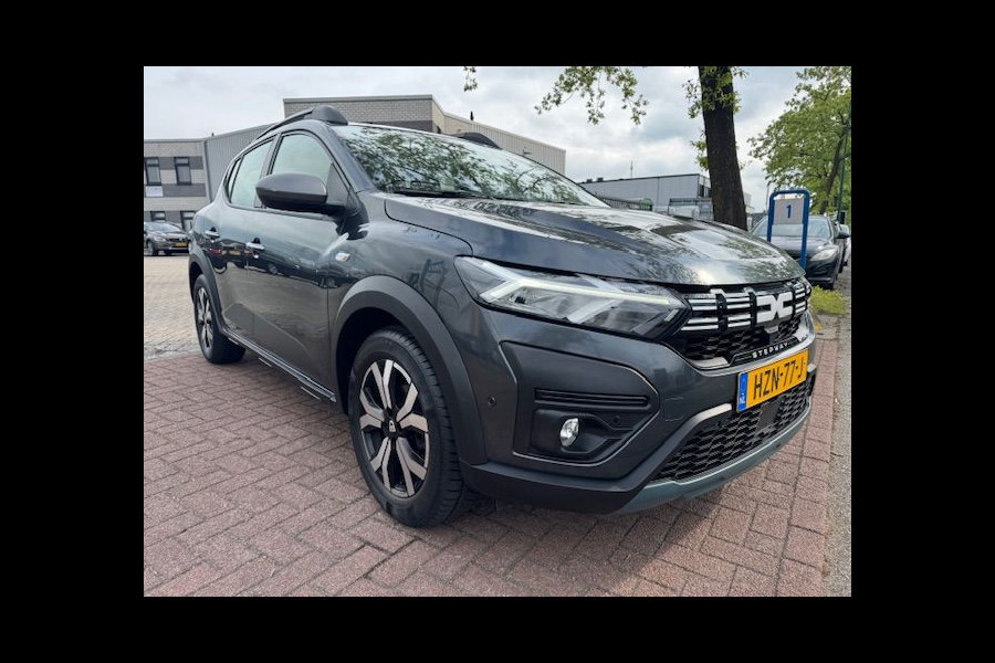 Dacia SANDERO Stepway 1.0 TCe 5deurs Pack Comfort Automaat 61.000km Airco/ECC,Navigatie,Camera,Open dak
