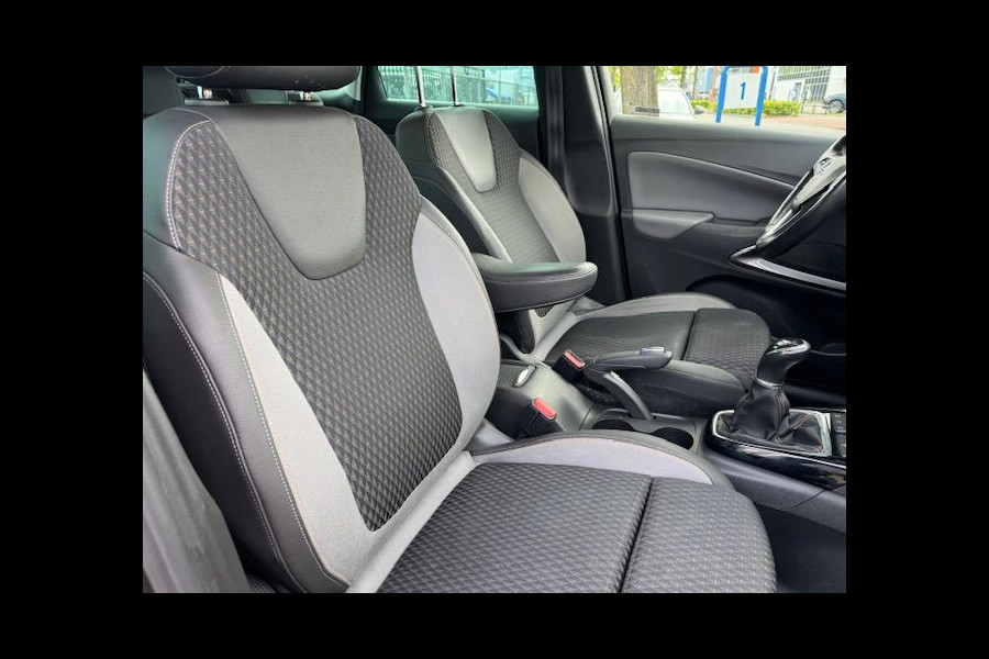Opel Crossland X 1.2 Innovation+ Airco/ECC,Cruisecontrol,Navigatie,Camera,Stoelverwarming
