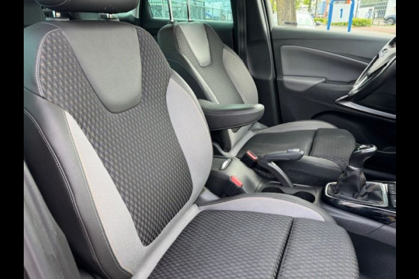 Opel Crossland X 1.2 Innovation+ Airco/ECC,Cruisecontrol,Navigatie,Camera,Stoelverwarming