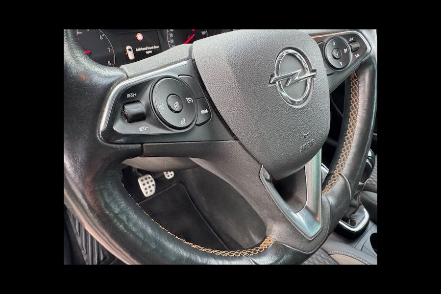 Opel Crossland X 1.2 Innovation+ Airco/ECC,Cruisecontrol,Navigatie,Camera,Stoelverwarming