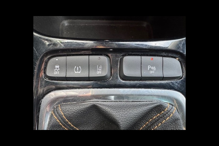 Opel Crossland X 1.2 Innovation+ Airco/ECC,Cruisecontrol,Navigatie,Camera,Stoelverwarming