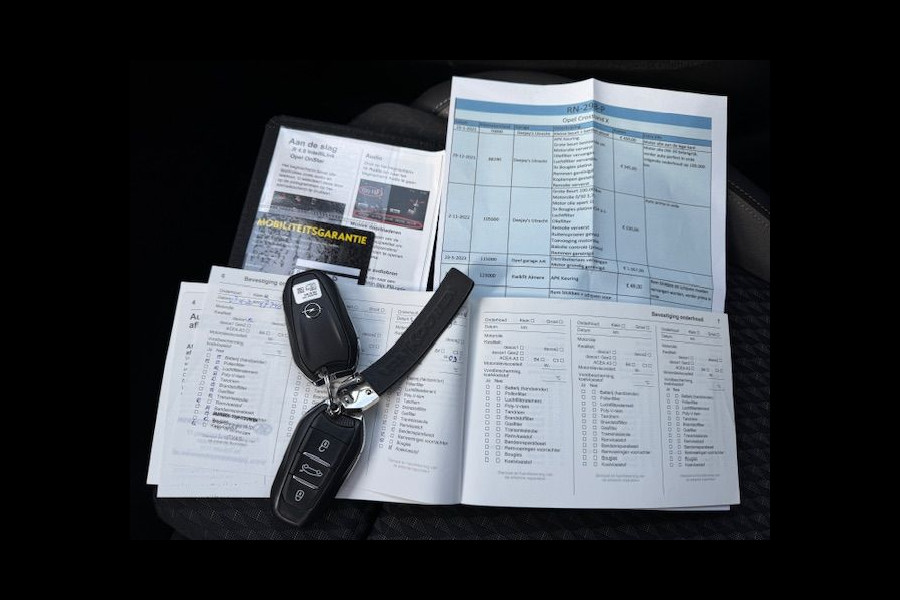 Opel Crossland X 1.2 Innovation+ Airco/ECC,Cruisecontrol,Navigatie,Camera,Stoelverwarming