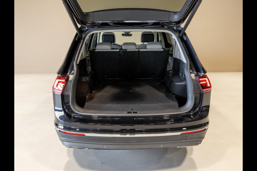 Volkswagen Tiguan Allspace 1.5 TSI Highline 7pers. / 150pk / Panoramadak / Trekhaak / Leder