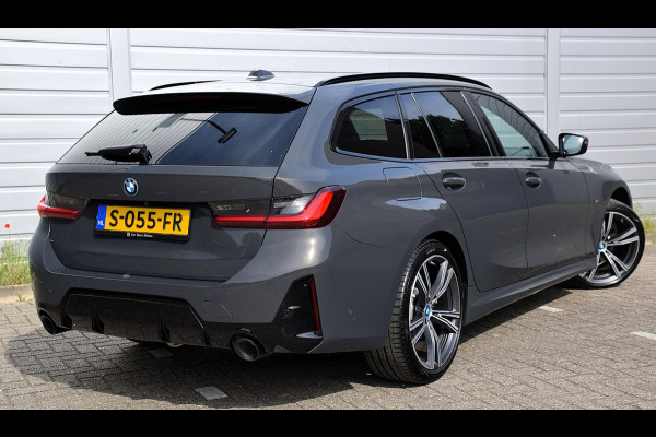 BMW 3 Serie Touring 330e*M-Pakket*Dak*Trekhaak*140Dkm*Keyless*2023*Dravit Grau*INDIVIDUAL*