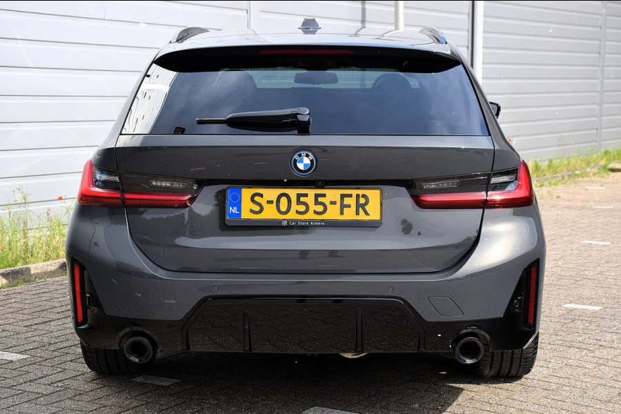 BMW 3 Serie Touring 330e*M-Pakket*Dak*Trekhaak*140Dkm*Keyless*2023*Dravit Grau*INDIVIDUAL*