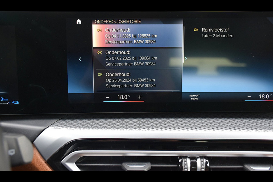 BMW 3 Serie Touring 330e*M-Pakket*Dak*Trekhaak*140Dkm*Keyless*2023*Dravit Grau*INDIVIDUAL*