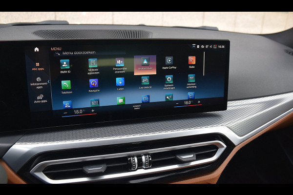 BMW 3 Serie Touring 330e*M-Pakket*Dak*Trekhaak*140Dkm*Keyless*2023*Dravit Grau*INDIVIDUAL*