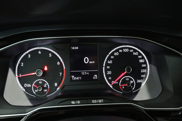 Volkswagen Polo 1.0 TSI Comfortline Business (STOELVERWARMING, CRUISE CONTROL, CARPLAY, PARKEERSENSOREN)