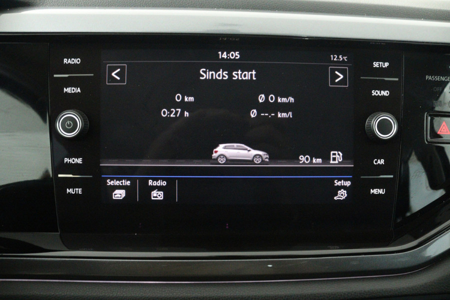 Volkswagen Polo 1.0 TSI Comfortline Business (STOELVERWARMING, CRUISE CONTROL, CARPLAY, PARKEERSENSOREN)