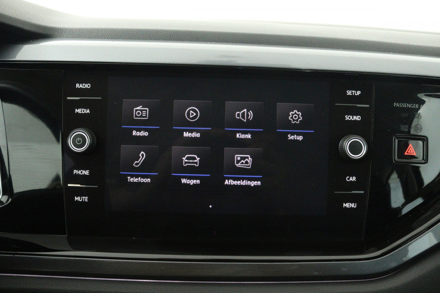 Volkswagen Polo 1.0 TSI Comfortline Business (STOELVERWARMING, CRUISE CONTROL, CARPLAY, PARKEERSENSOREN)