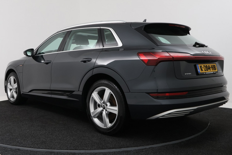 Audi e-tron 50 quattro Business edition Plus 71 kWh (PANORAMADAK, STOELVERWARMING, CAMERA, ELEKTR STOELEN, NAVIGATIE)