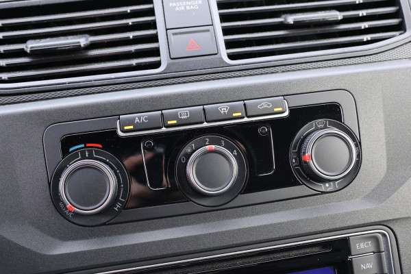 Volkswagen Caddy 2.0 TDI Exclusive 185 PK | Bi-Xenon | ACC | CarPlay | Navigatie | PDC | MF Stuur | Trekhaak | Nieuwe APK | Alarm | Schroefset | Spoilerkit | Dealer onderhouden